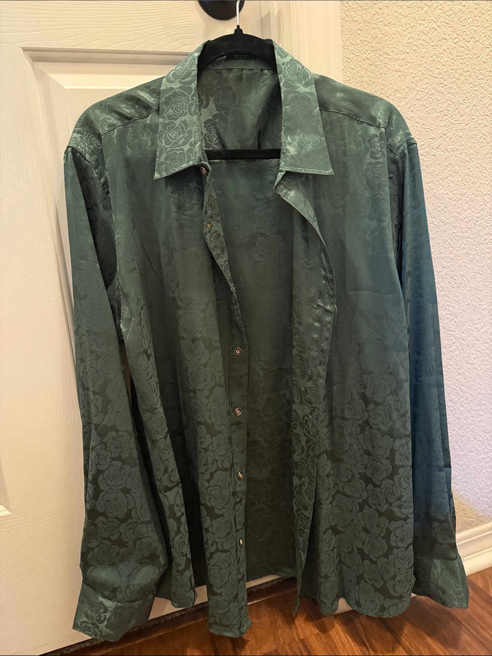 Men's Green Floral Jacquard Dress Shirt - Subtle Shine